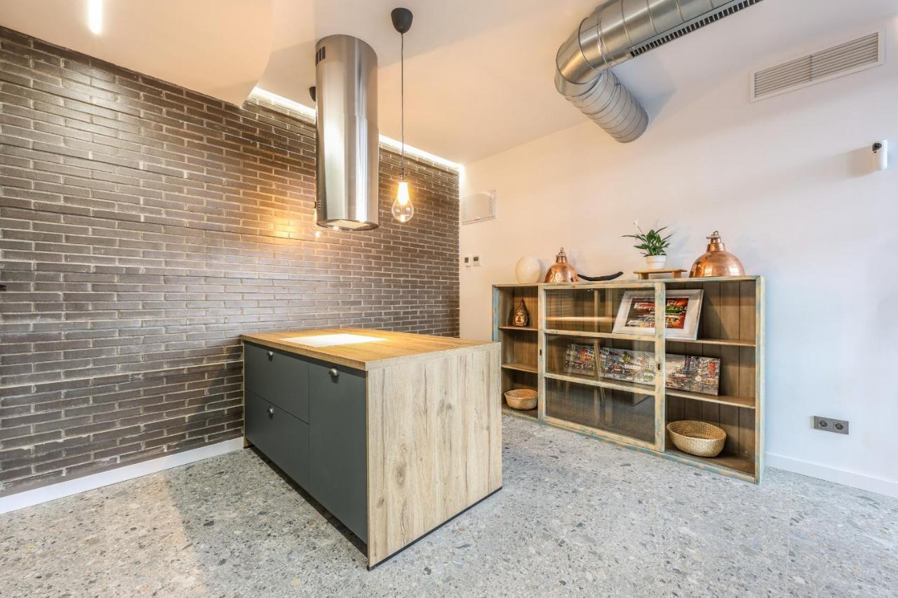 Loft Reformado Industrial Apartment Madrid Ngoại thất bức ảnh